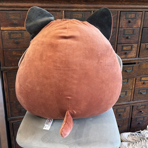 NWT 16 inch Mario the German Shepherd Valentine’s Day 2021 Edition Squishmallow - Picture 3 of 4